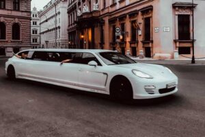 Limousine transport